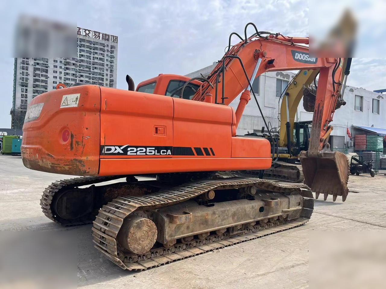 DOOSAN DX225 LCA - Верижен багер: снимка 3 DOOSAN DX225 LCA - Верижен багер: снимка 3
