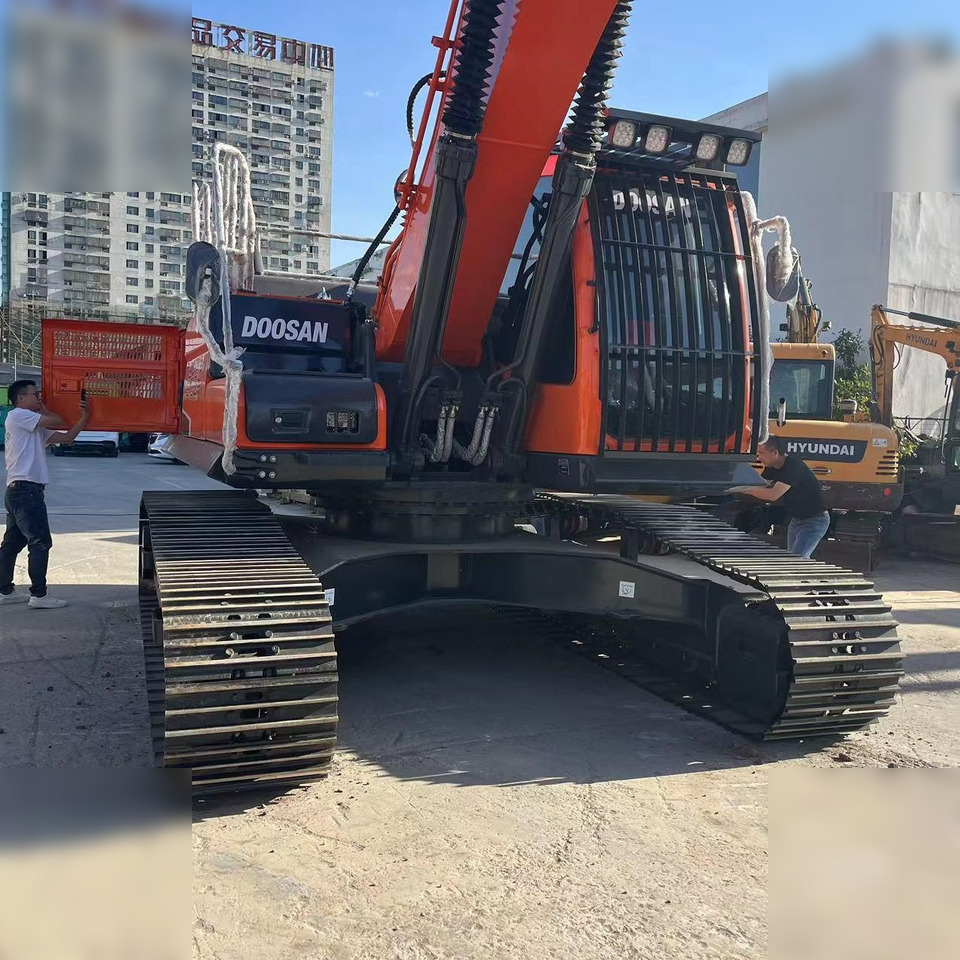 DOOSAN DX260 LC - Верижен багер: снимка 4 DOOSAN DX260 LC - Верижен багер: снимка 4