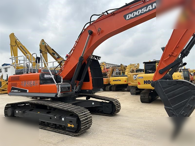 DOOSAN DX260 LC - Верижен багер: снимка 5 DOOSAN DX260 LC - Верижен багер: снимка 5