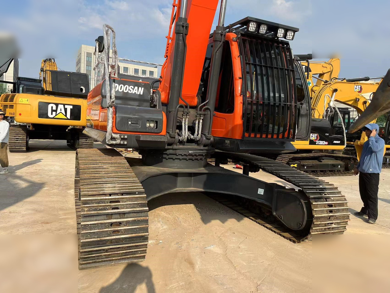 Верижен багер DOOSAN DX300 LC-9C: снимка 7