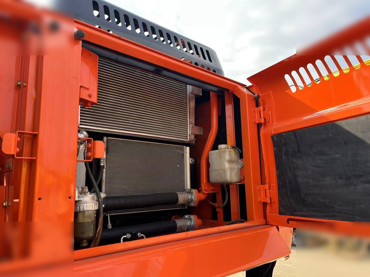 Верижен багер DOOSAN DX300 LC-9C: снимка 7