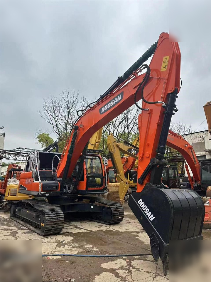 DOOSAN DX300 LC - Верижен багер: снимка 5 DOOSAN DX300 LC - Верижен багер: снимка 5