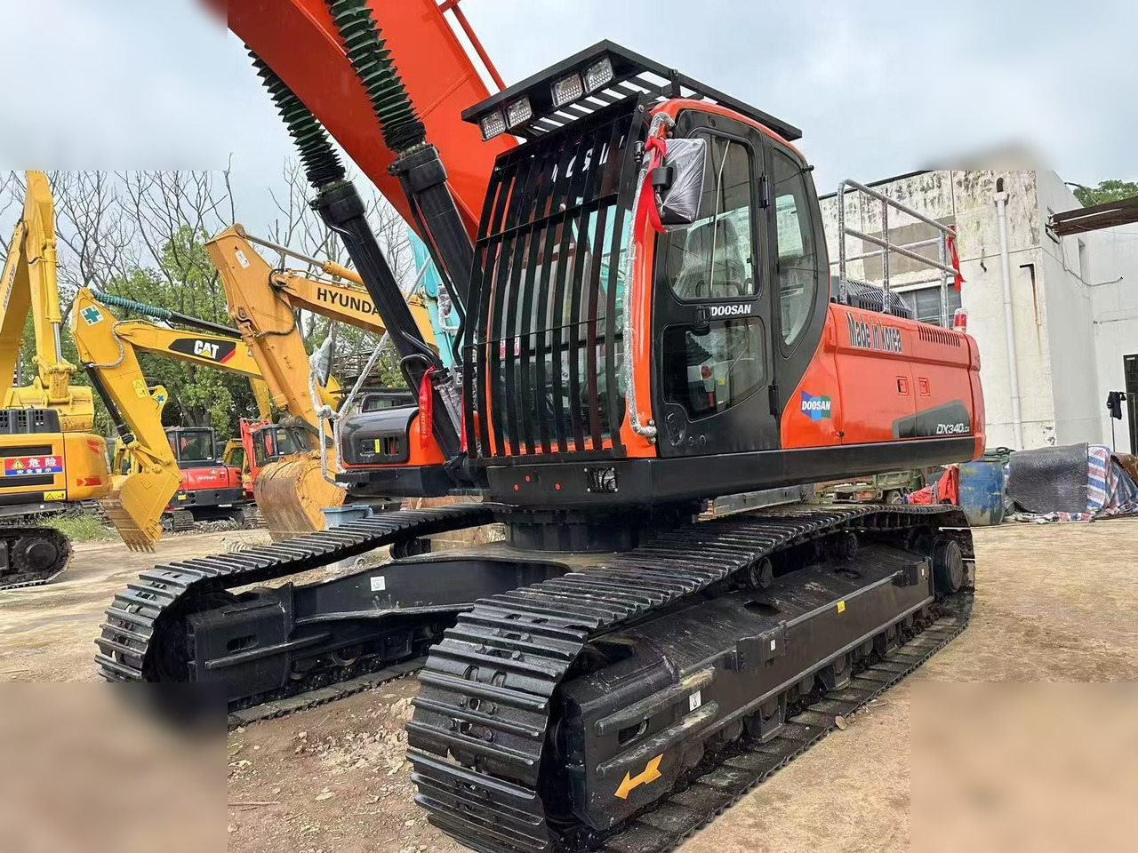 DOOSAN DX340 LCA - Верижен багер: снимка 4 DOOSAN DX340 LCA - Верижен багер: снимка 4