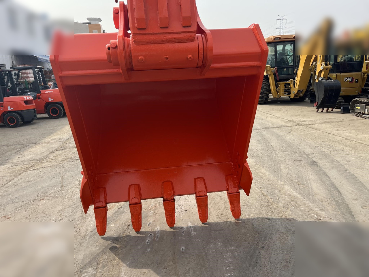 DOOSAN DX420 LC-9C - Верижен багер: снимка 3 DOOSAN DX420 LC-9C - Верижен багер: снимка 3