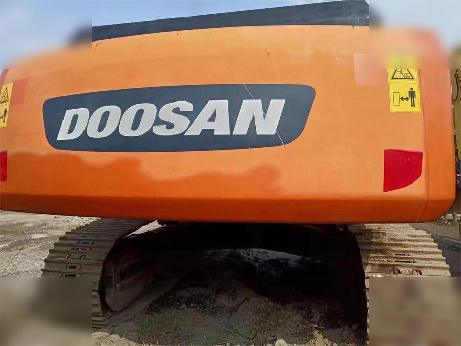 DOOSAN DX420 LC-9C - Верижен багер: снимка 3 DOOSAN DX420 LC-9C - Верижен багер: снимка 3