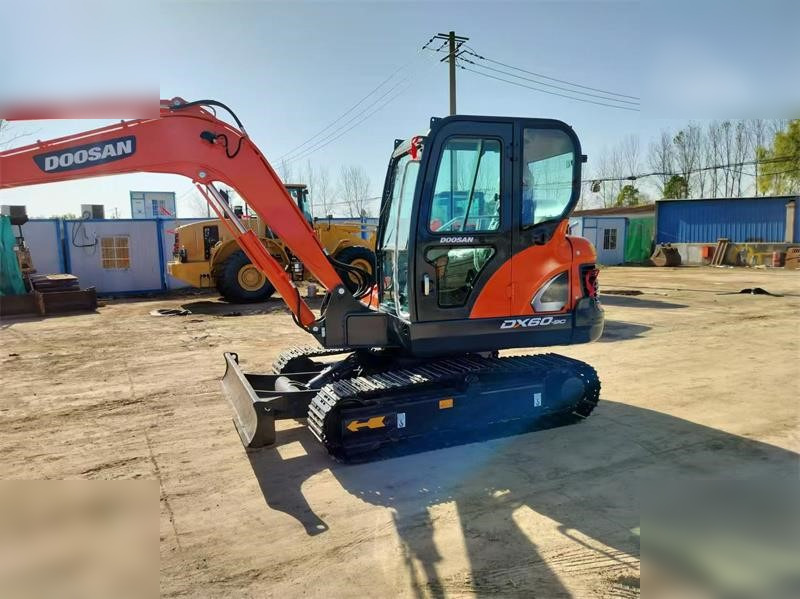 DOOSAN DX60-9C - Верижен багер: снимка 5 DOOSAN DX60-9C - Верижен багер: снимка 5