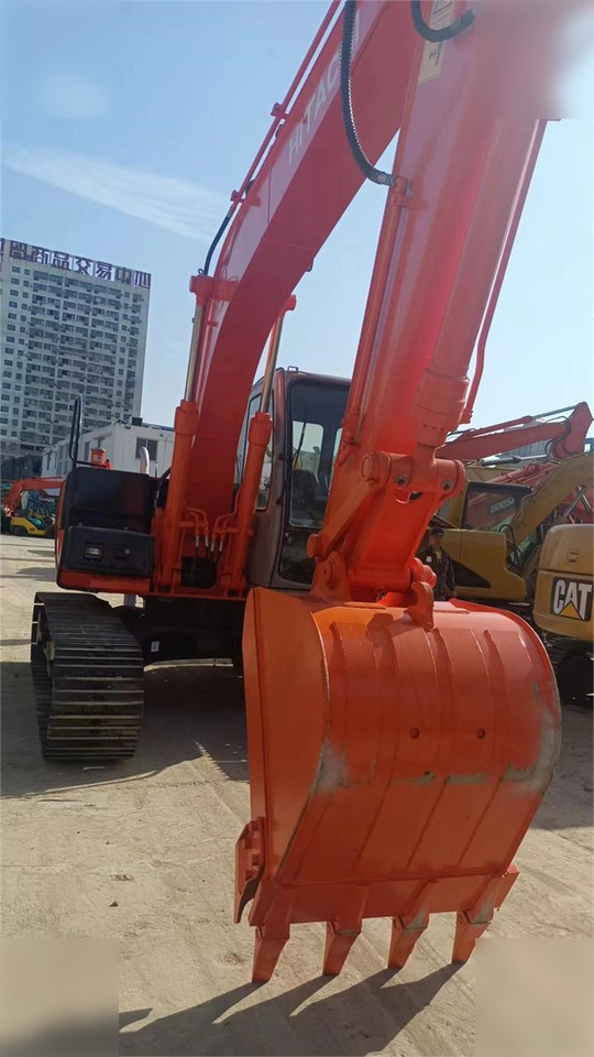 HITACHI EX120-5 - Верижен багер: снимка 4 HITACHI EX120-5 - Верижен багер: снимка 4