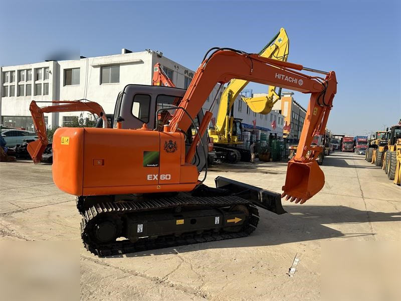 HITACHI EX60-5 - Верижен багер: снимка 2 HITACHI EX60-5 - Верижен багер: снимка 2