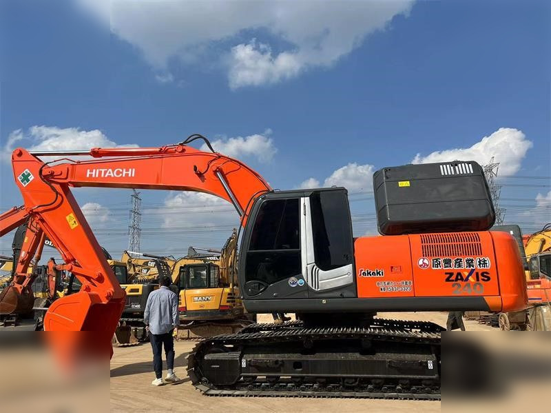 HITACHI ZX240-3 - Верижен багер: снимка 1 HITACHI ZX240-3 - Верижен багер: снимка 1