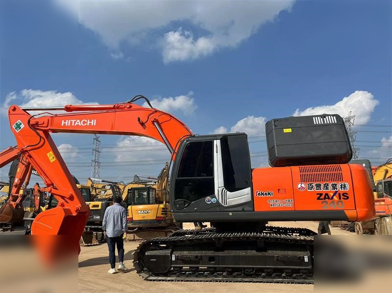 HITACHI ZX240-3 - Верижен багер: снимка 1 HITACHI ZX240-3 - Верижен багер: снимка 1