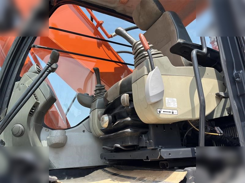 Верижен багер HITACHI ZX350H-5G: снимка 10 Верижен багер HITACHI ZX350H-5G: снимка 10