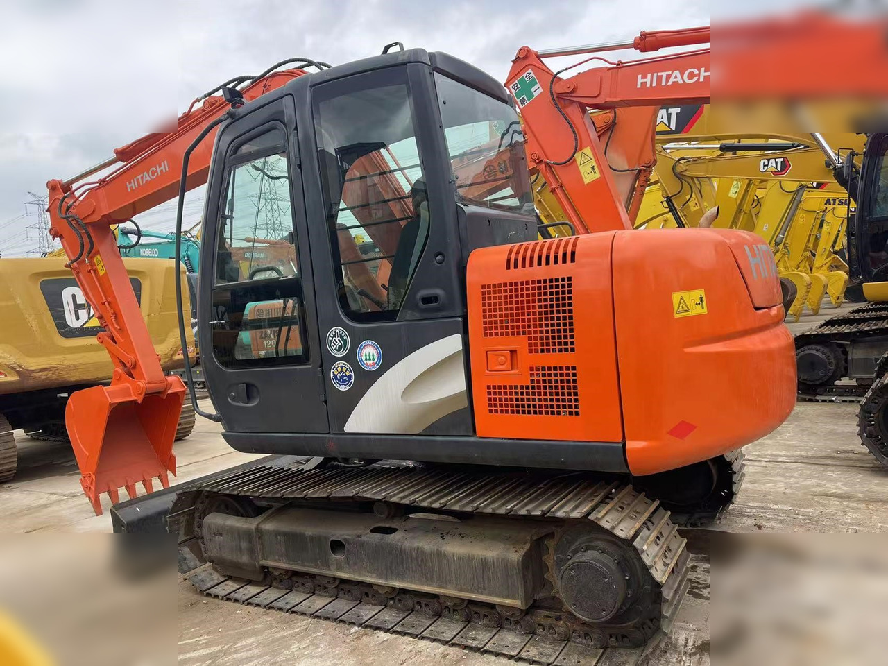 HITACHI ZX70-5G - Верижен багер: снимка 3 HITACHI ZX70-5G - Верижен багер: снимка 3
