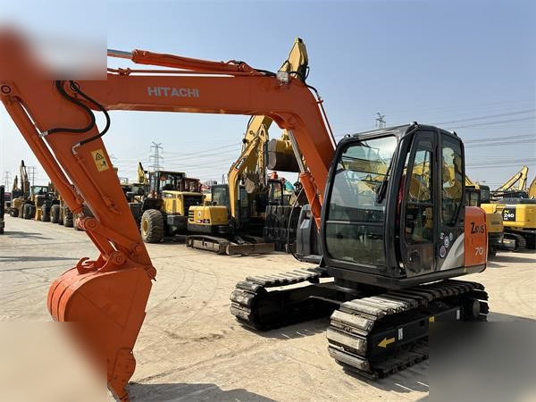 HITACHI ZX70 - Верижен багер: снимка 3 HITACHI ZX70 - Верижен багер: снимка 3