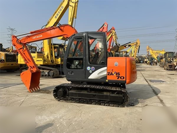 HITACHI ZX70 - Верижен багер: снимка 1 HITACHI ZX70 - Верижен багер: снимка 1