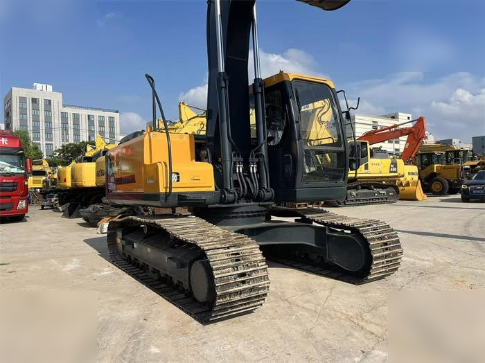 HYUNDAI HX220HD - Верижен багер: снимка 3 HYUNDAI HX220HD - Верижен багер: снимка 3