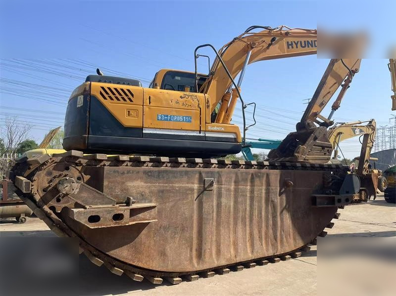 HYUNDAI ROBEX 150 LC-9 - Плаващ багер: снимка 1 HYUNDAI ROBEX 150 LC-9 - Плаващ багер: снимка 1