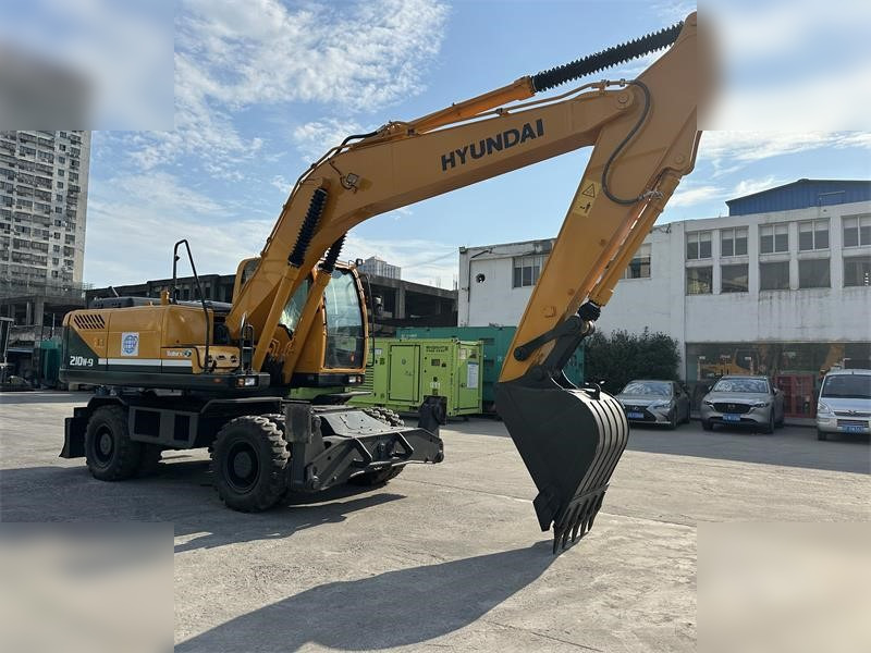 HYUNDAI ROBEX 210W-9 - Колесен багер: снимка 5 HYUNDAI ROBEX 210W-9 - Колесен багер: снимка 5
