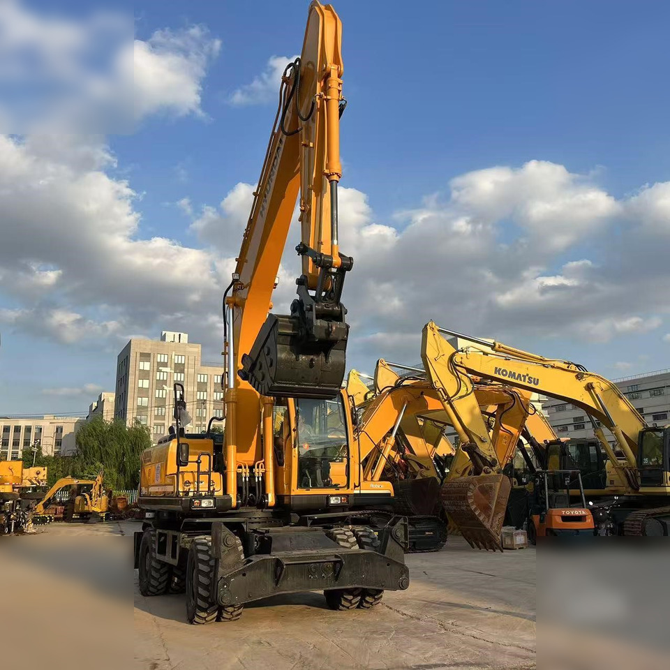 HYUNDAI ROBEX 210W-9 - Колесен багер: снимка 4 HYUNDAI ROBEX 210W-9 - Колесен багер: снимка 4
