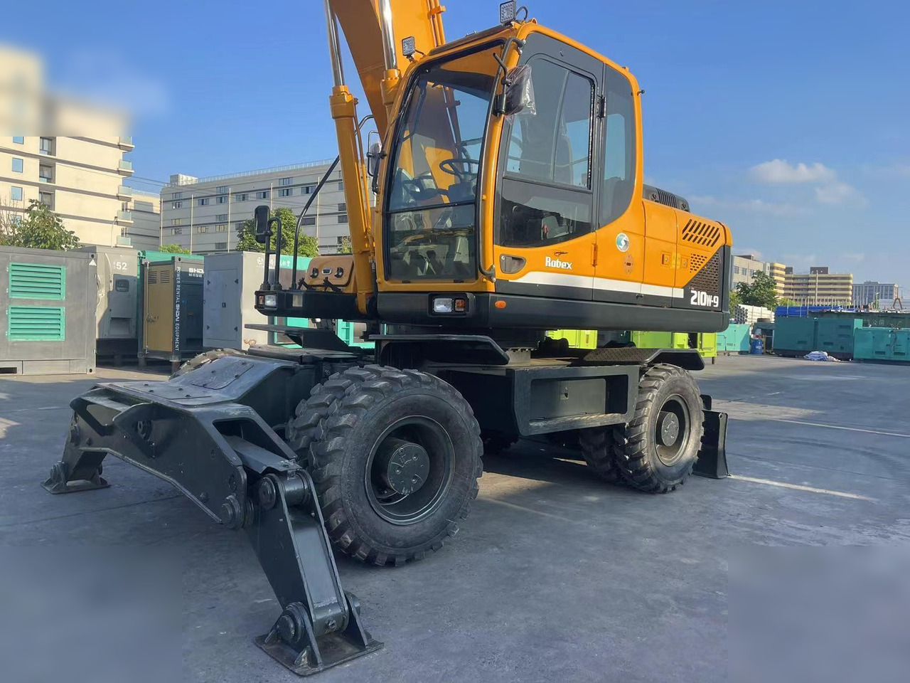 HYUNDAI ROBEX 210W-9 - Колесен багер: снимка 4 HYUNDAI ROBEX 210W-9 - Колесен багер: снимка 4