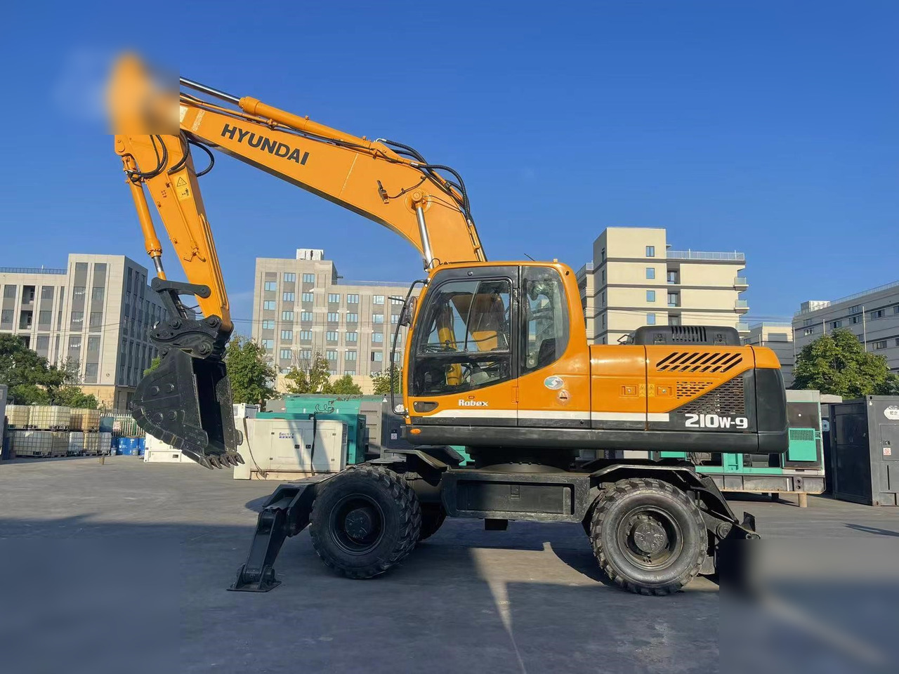 HYUNDAI ROBEX 210W-9 - Колесен багер: снимка 1 HYUNDAI ROBEX 210W-9 - Колесен багер: снимка 1