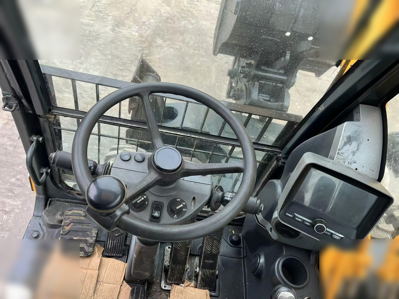 HYUNDAI ROBEX 210W-9S - Колесен багер: снимка 5 HYUNDAI ROBEX 210W-9S - Колесен багер: снимка 5