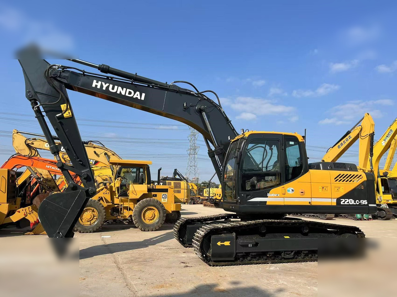 HYUNDAI ROBEX 220 LC-9S - Верижен багер: снимка 1 HYUNDAI ROBEX 220 LC-9S - Верижен багер: снимка 1