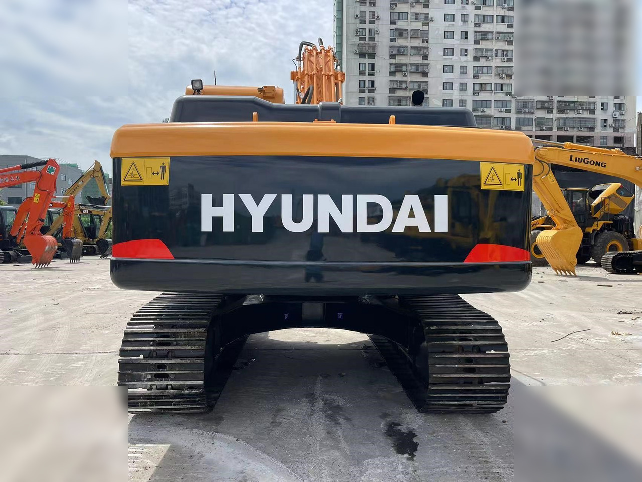HYUNDAI ROBEX 220 LC-9S - Верижен багер: снимка 4 HYUNDAI ROBEX 220 LC-9S - Верижен багер: снимка 4