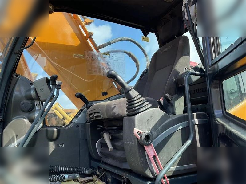 HYUNDAI ROBEX 220 LC-9S - Верижен багер: снимка 5 HYUNDAI ROBEX 220 LC-9S - Верижен багер: снимка 5