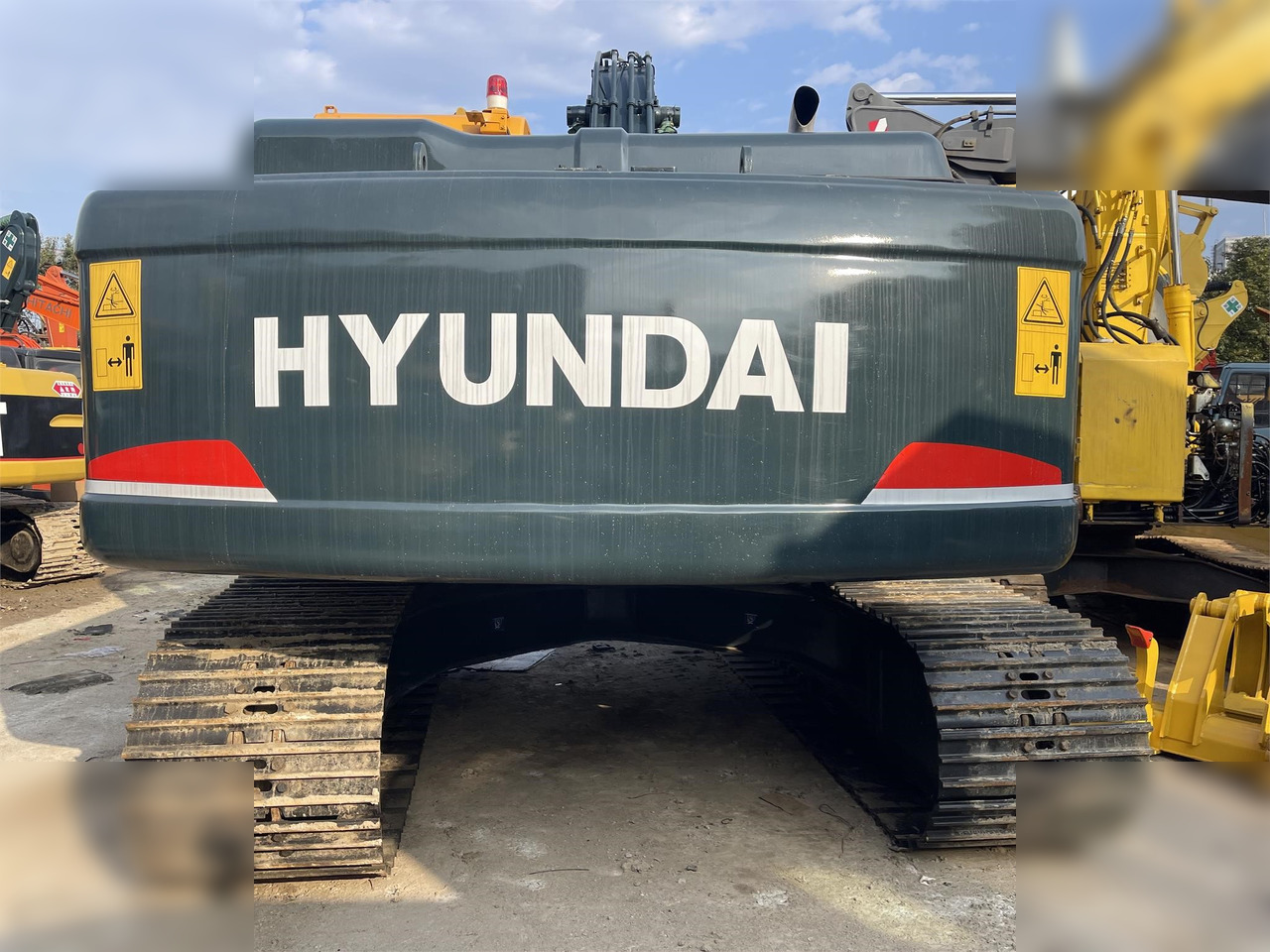 HYUNDAI ROBEX 220 LC-9S - Верижен багер: снимка 2 HYUNDAI ROBEX 220 LC-9S - Верижен багер: снимка 2