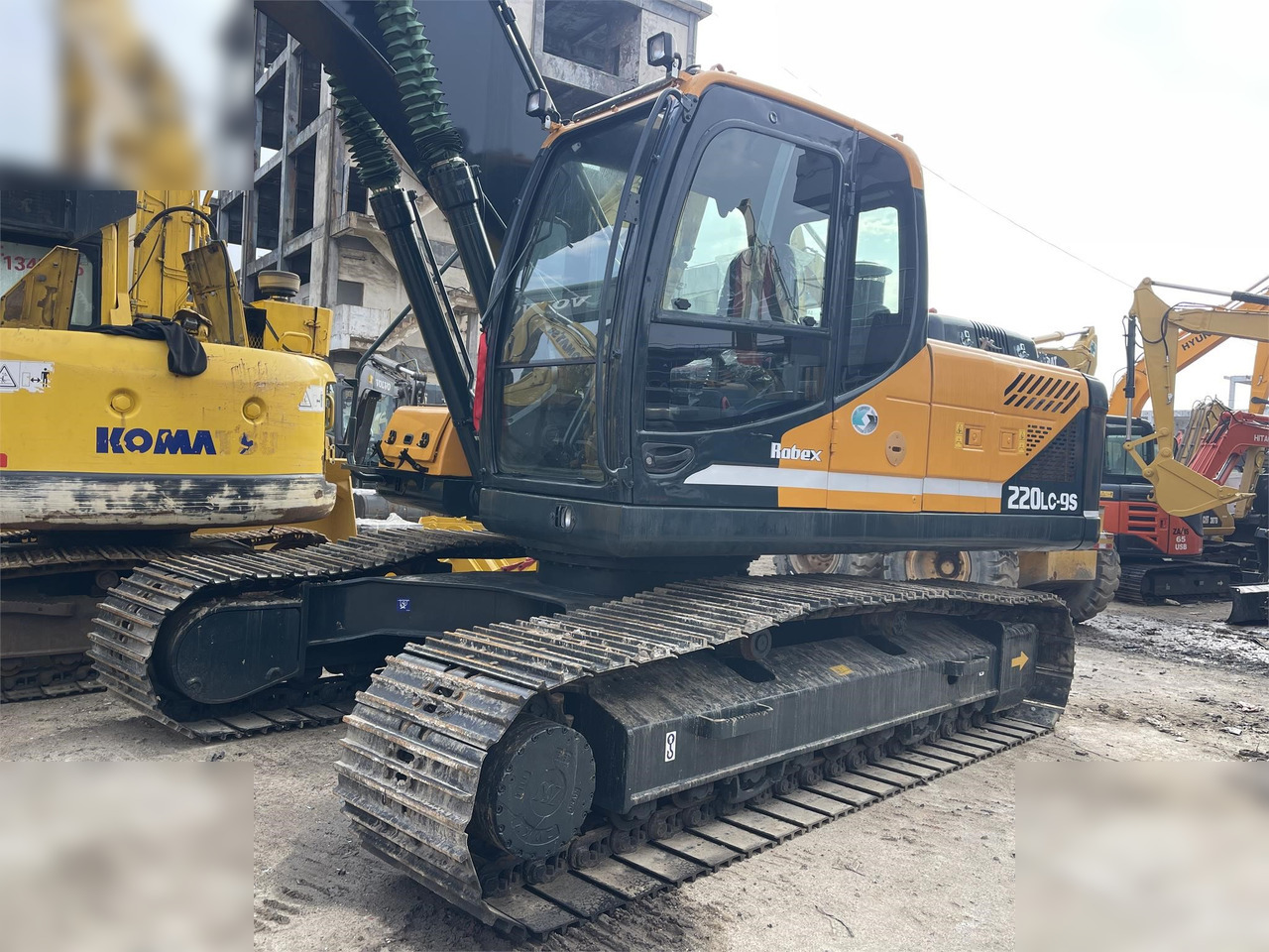 HYUNDAI ROBEX 220 LC-9S - Верижен багер: снимка 4 HYUNDAI ROBEX 220 LC-9S - Верижен багер: снимка 4