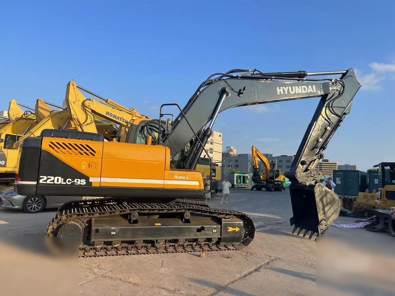 HYUNDAI ROBEX 220 LC-9S - Верижен багер: снимка 2 HYUNDAI ROBEX 220 LC-9S - Верижен багер: снимка 2