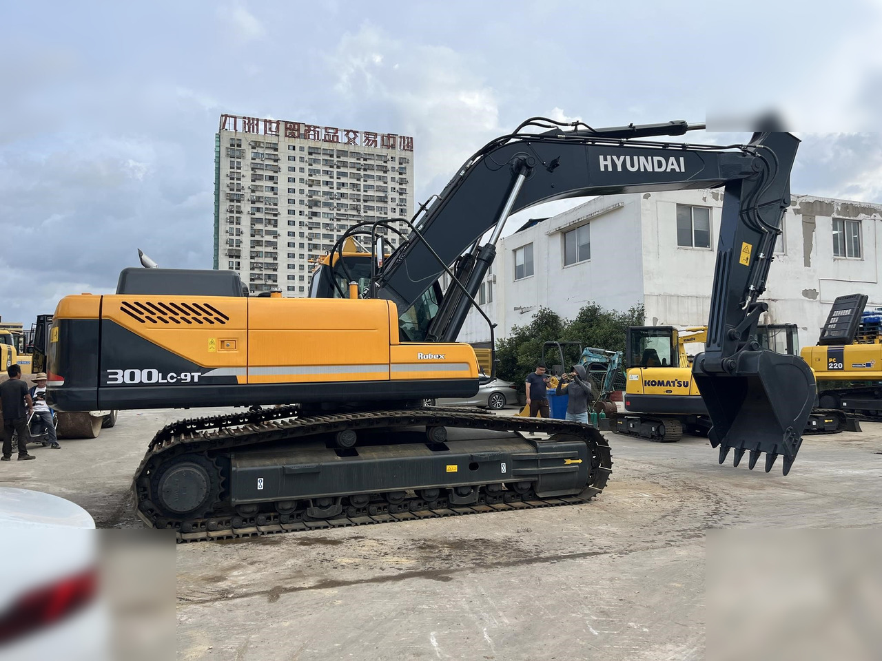 HYUNDAI ROBEX 300 LC-9 - Верижен багер: снимка 2 HYUNDAI ROBEX 300 LC-9 - Верижен багер: снимка 2