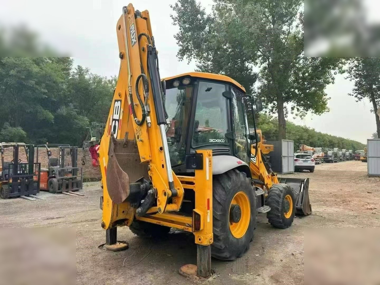 JCB 3CX - Багер-товарач: снимка 4 JCB 3CX - Багер-товарач: снимка 4