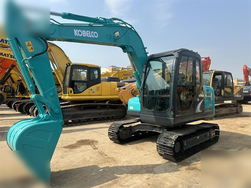 KOBELCO SK75-8 - Верижен багер: снимка 1 KOBELCO SK75-8 - Верижен багер: снимка 1
