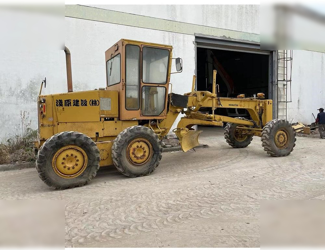 KOMATSU GD511A - Грейдер: снимка 1 KOMATSU GD511A - Грейдер: снимка 1