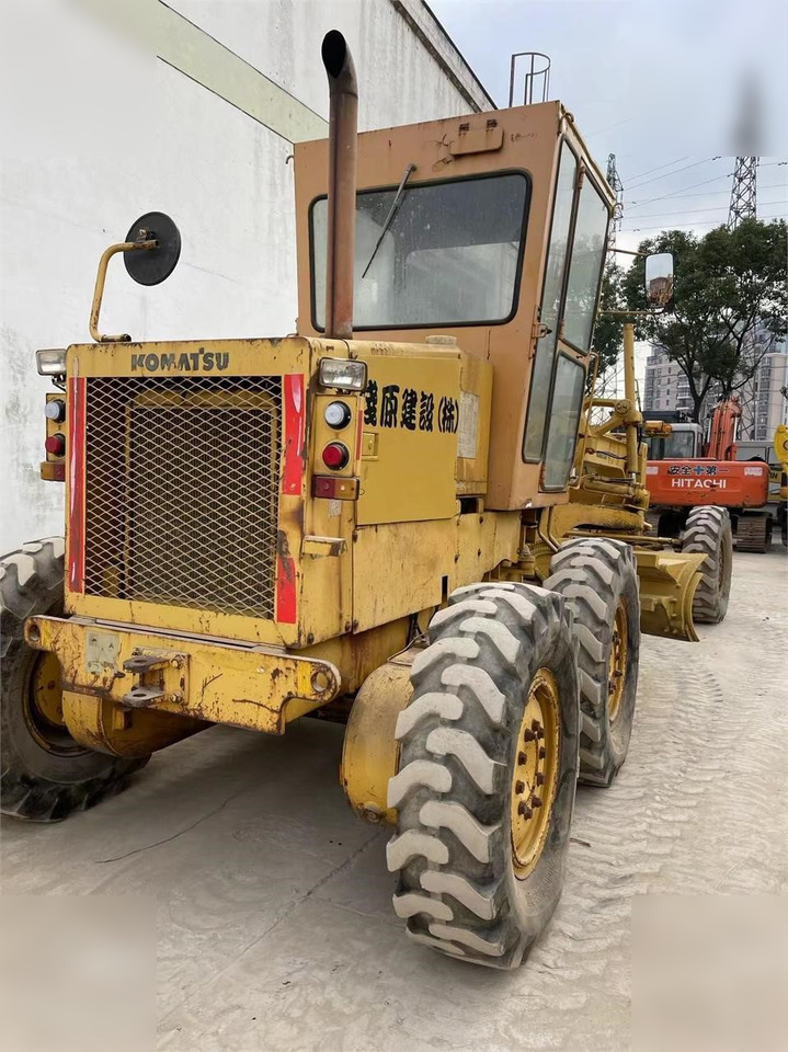 KOMATSU GD511A - Грейдер: снимка 2 KOMATSU GD511A - Грейдер: снимка 2