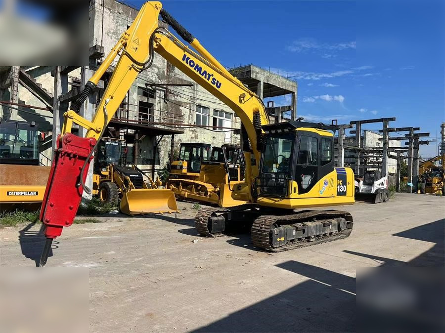KOMATSU PC130-7 - Верижен багер: снимка 1 KOMATSU PC130-7 - Верижен багер: снимка 1