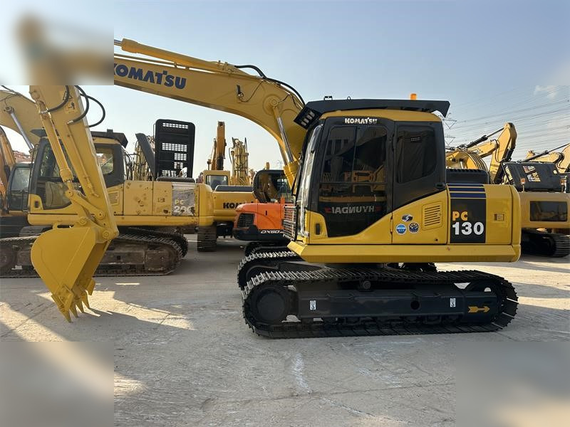 KOMATSU PC130-7 - Верижен багер: снимка 1 KOMATSU PC130-7 - Верижен багер: снимка 1