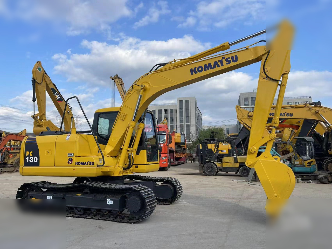 KOMATSU PC130-7 - Верижен багер: снимка 2 KOMATSU PC130-7 - Верижен багер: снимка 2