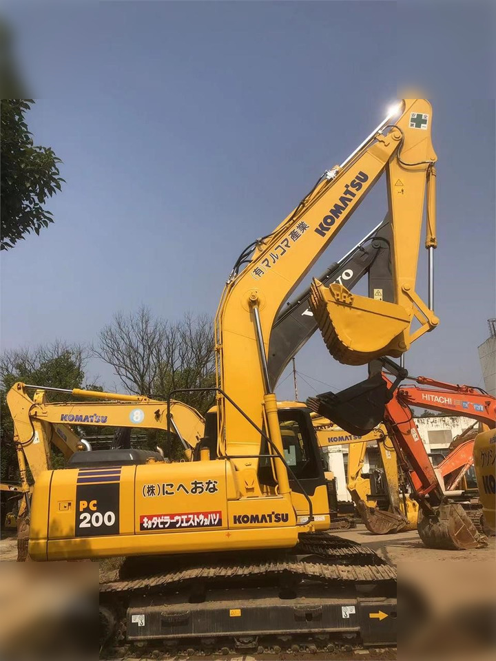 KOMATSU PC200-7 - Верижен багер: снимка 1 KOMATSU PC200-7 - Верижен багер: снимка 1