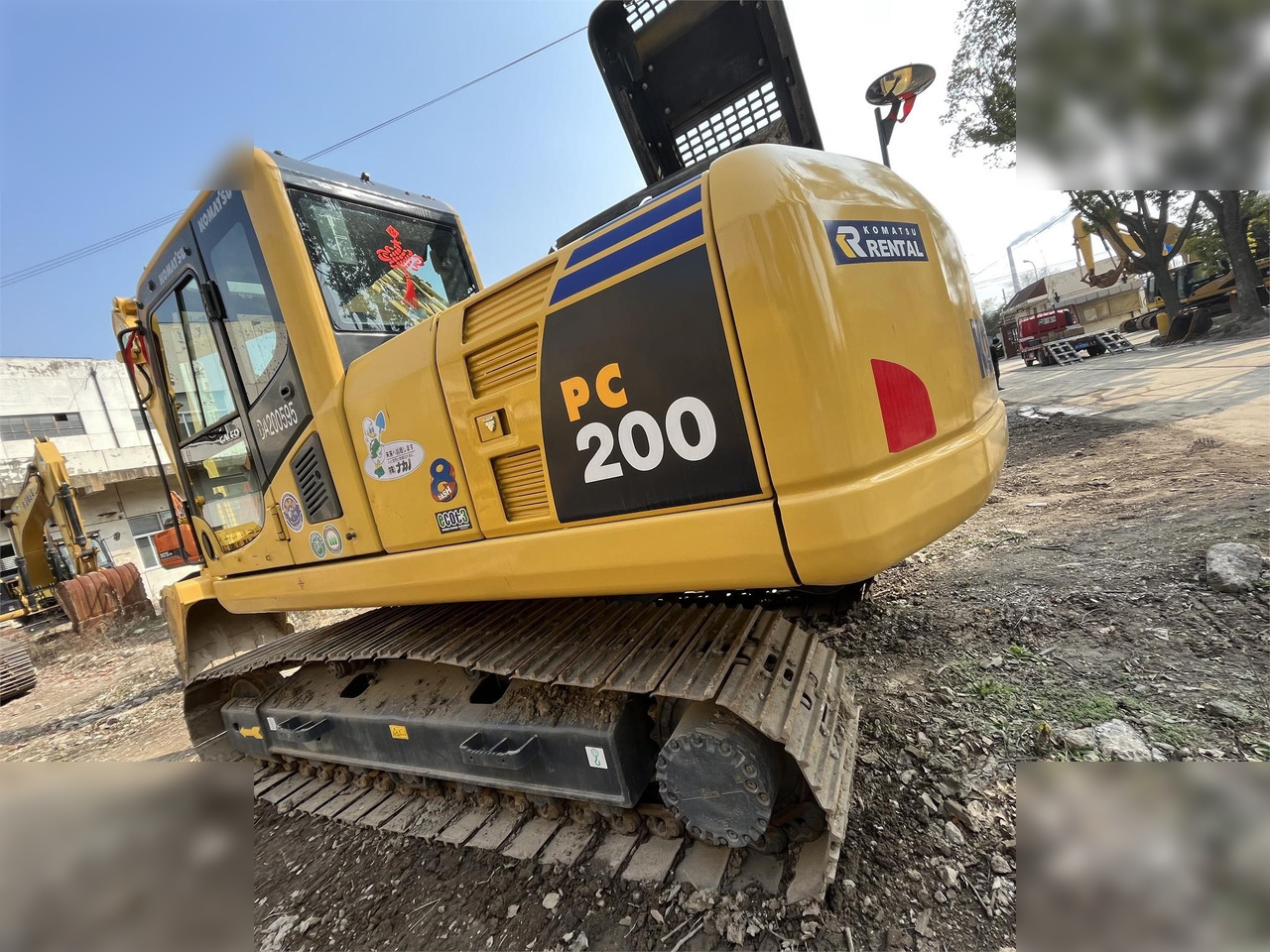 KOMATSU PC200-8 - Верижен багер: снимка 1 KOMATSU PC200-8 - Верижен багер: снимка 1
