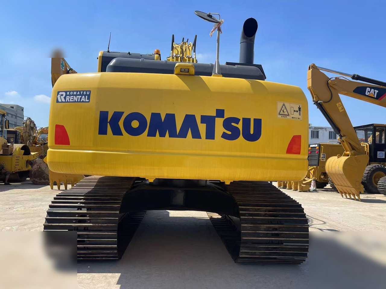 KOMATSU PC200-8N1 - Верижен багер: снимка 3 KOMATSU PC200-8N1 - Верижен багер: снимка 3