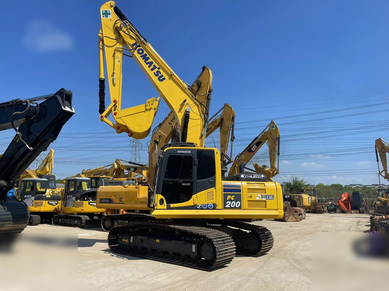 KOMATSU PC200-8N1 - Верижен багер: снимка 2 KOMATSU PC200-8N1 - Верижен багер: снимка 2