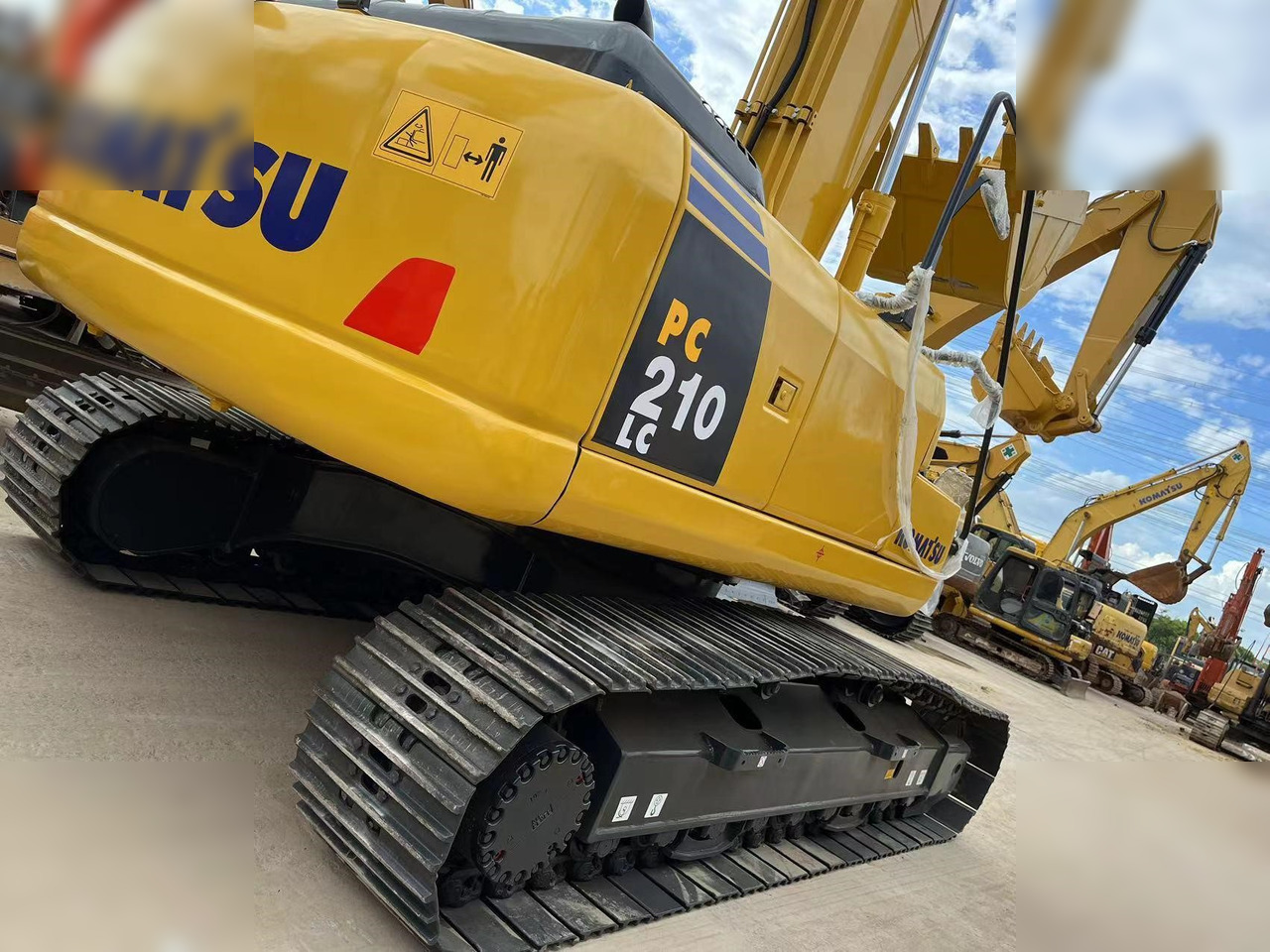 KOMATSU PC210 LC-8 - Верижен багер: снимка 4 KOMATSU PC210 LC-8 - Верижен багер: снимка 4