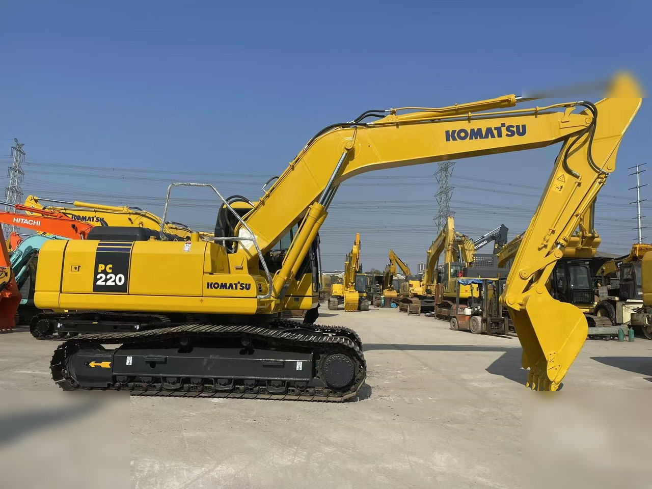 KOMATSU PC220-7 - Верижен багер: снимка 5 KOMATSU PC220-7 - Верижен багер: снимка 5