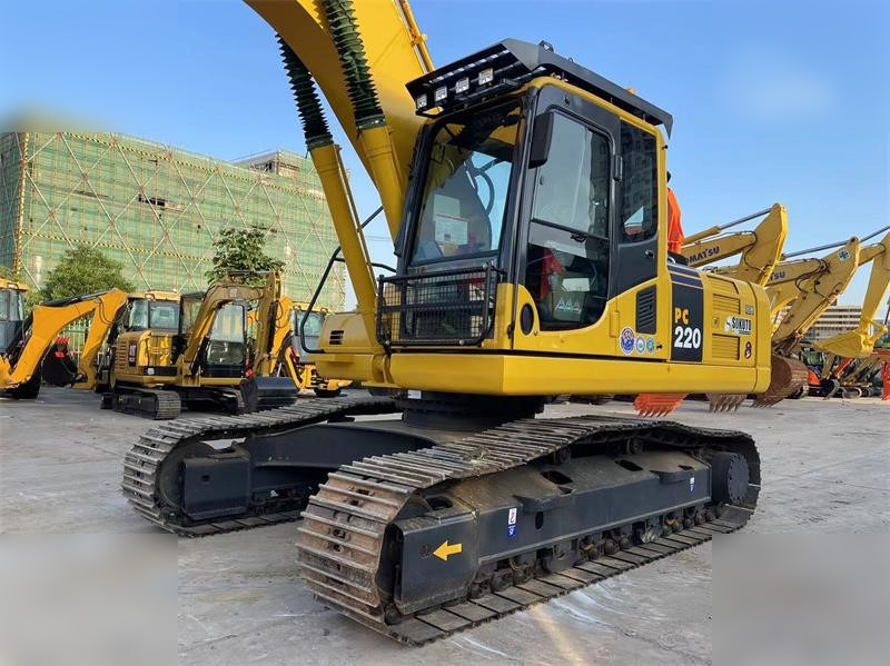 KOMATSU PC220-8 - Верижен багер: снимка 5 KOMATSU PC220-8 - Верижен багер: снимка 5