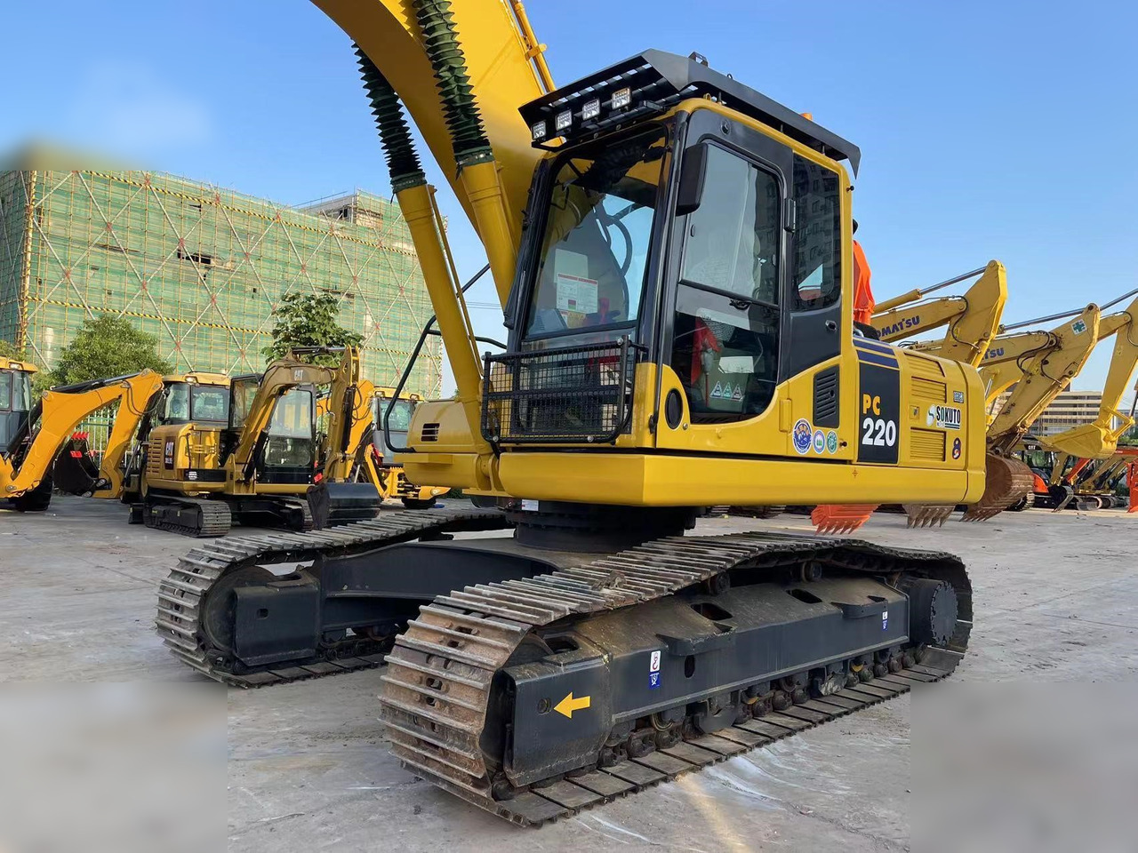 KOMATSU PC220-8 - Верижен багер: снимка 4 KOMATSU PC220-8 - Верижен багер: снимка 4