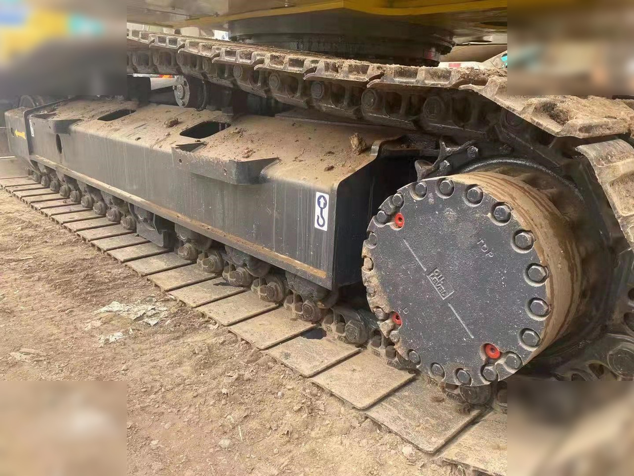 KOMATSU PC220-8 - Верижен багер: снимка 2 KOMATSU PC220-8 - Верижен багер: снимка 2