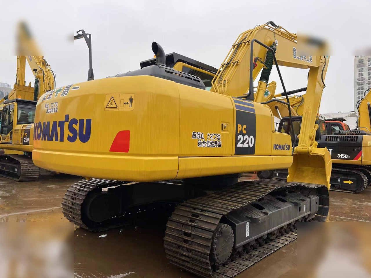 KOMATSU PC220-8 - Верижен багер: снимка 3 KOMATSU PC220-8 - Верижен багер: снимка 3