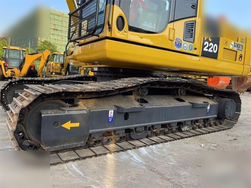 KOMATSU PC220-8 - Верижен багер: снимка 5 KOMATSU PC220-8 - Верижен багер: снимка 5